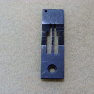 Пластина игольная Brother LT2-B842 112603-0-01 3/16″ 4,8