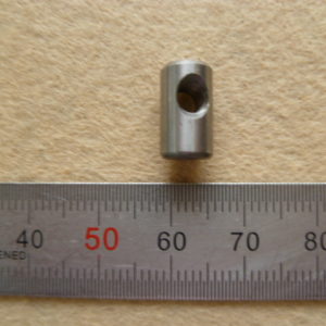Ось державки верхнего ножа 20126016/KR22 Jack 766