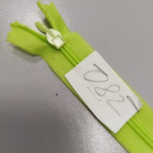 Молния потайная №3 50см ДС-082 св.зелень, шт